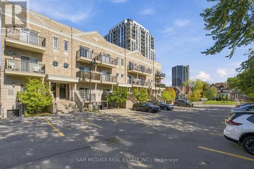 305 - 133 PARK STREET  Waterloo, ON N2L 0B2