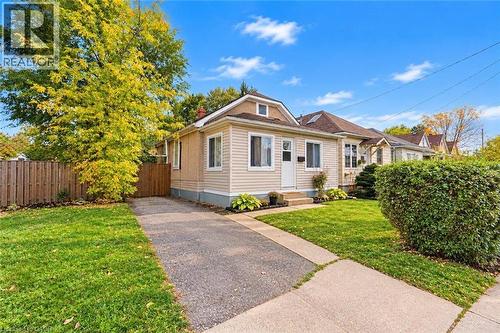 12 MERIGOLD Street  St. Catharines, ON L2S 2N3