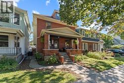 928 WINDERMERE ROAD Windsor, ON N8Y 3C4