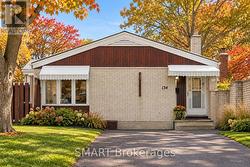 134 PEPPERWOOD CRESCENT  Kitchener, ON N2A 2R3