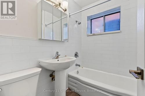 1254 Fennell Avenue E, Hamilton, ON 
