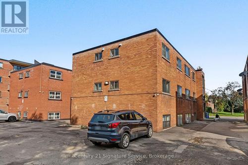 1254 Fennell Avenue E, Hamilton, ON 