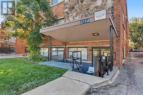 1254 Fennell Avenue E, Hamilton, ON 