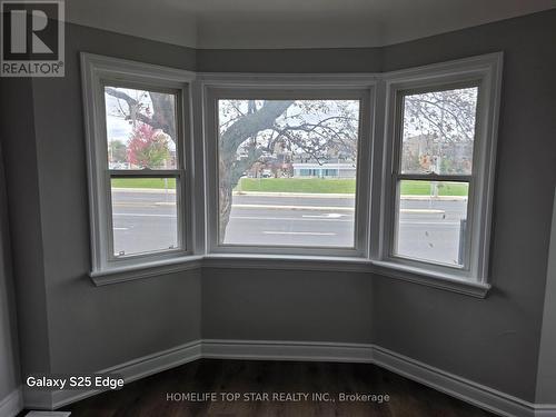 255 West 5Th Street, Hamilton, ON 