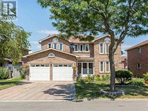5 SUGAR CREEK LANE  Brampton, ON L6W 3X8