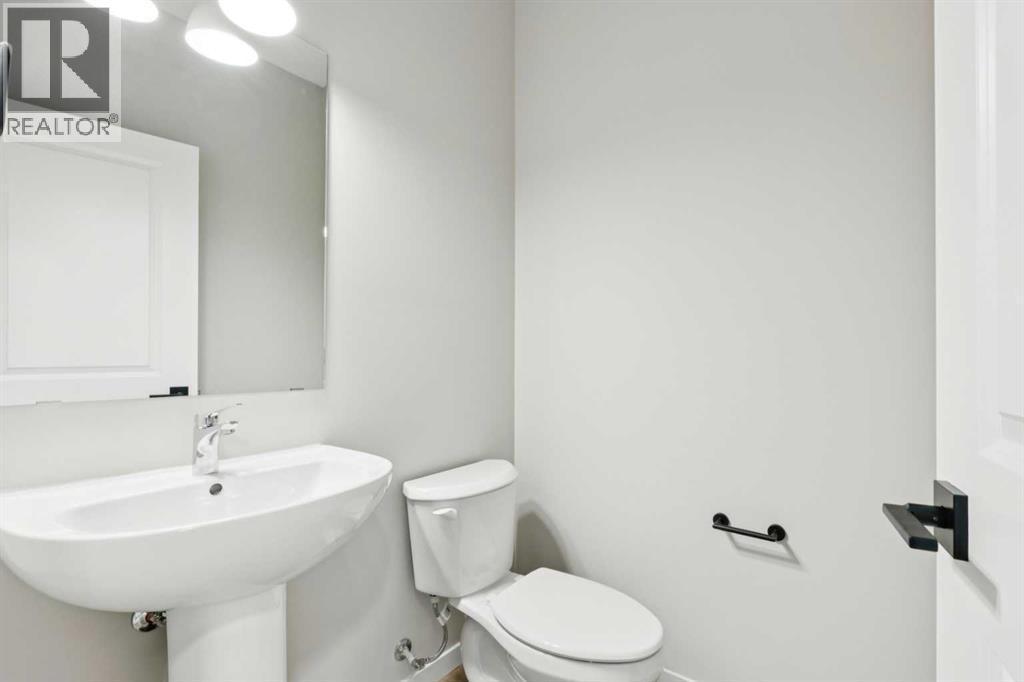 302 Hotchkiss Common Se, Calgary, AB