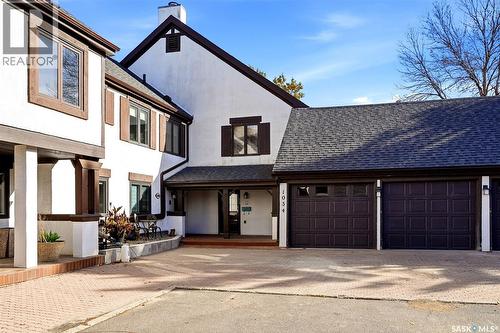 1034 Gryphons Walk, Regina, SK 
