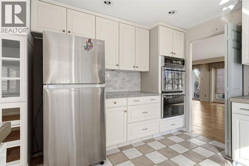 1034 Gryphons Walk, Regina, SK 