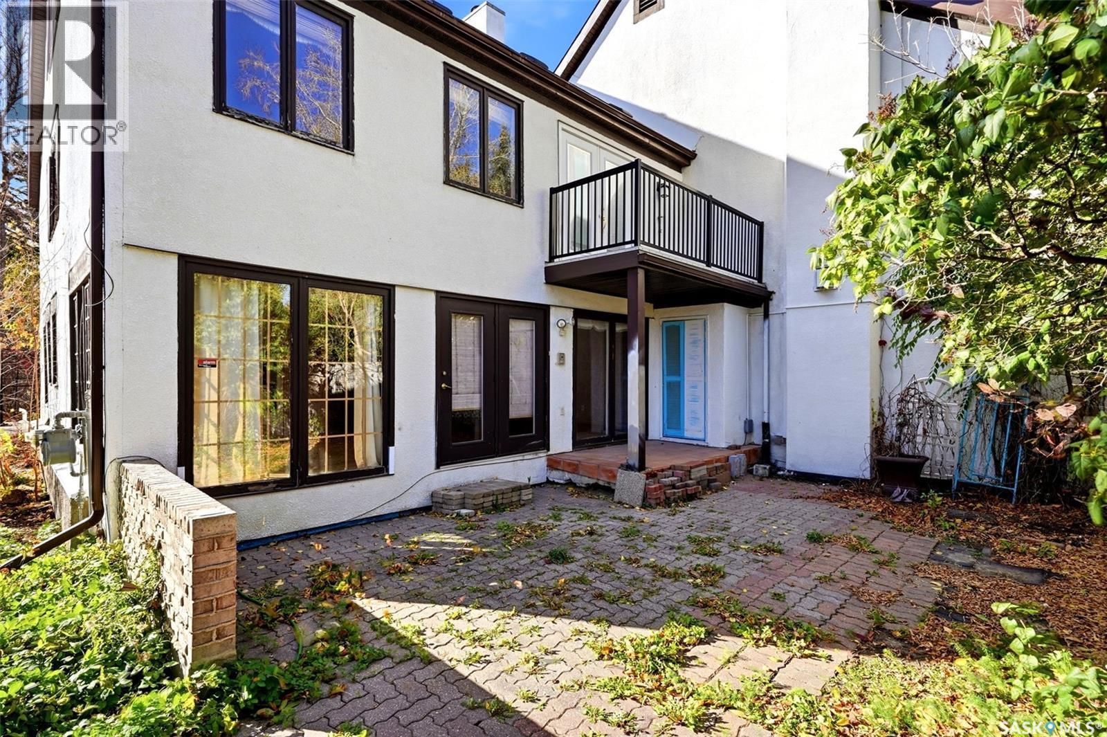 1034 Gryphons Walk, Regina, SK
