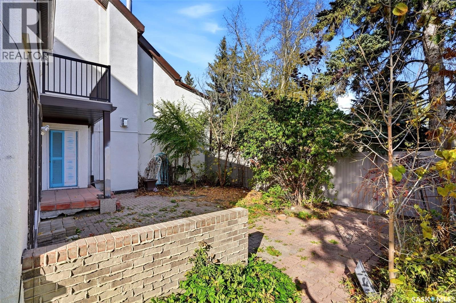 1034 Gryphons Walk, Regina, SK