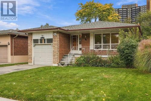 30 VANGUARD DRIVE  Toronto, ON M9B 5E6