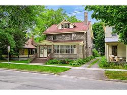 560 Charlotte ST  Fredericton, NB E3B 1M2