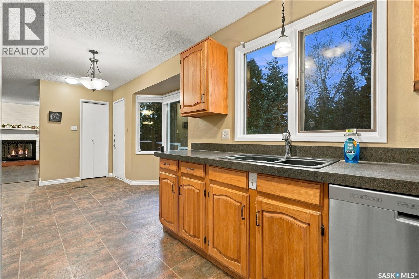 207 Coldspring Rise, Saskatoon, SK