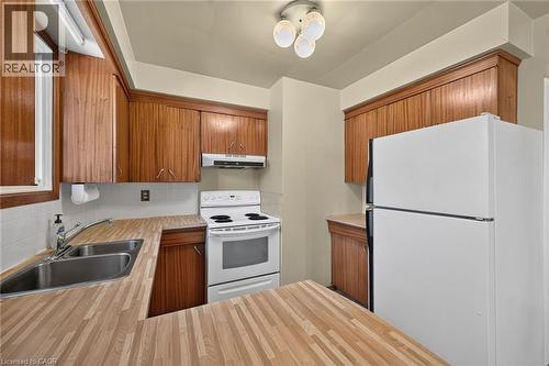 145 East 25Th Street, Hamilton, ON 