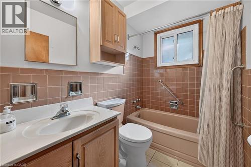 145 East 25Th Street, Hamilton, ON 