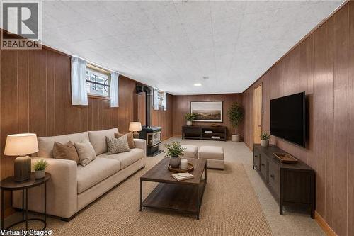 145 East 25Th Street, Hamilton, ON 