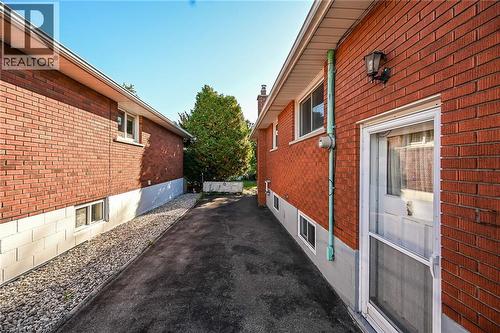 145 East 25Th Street, Hamilton, ON 