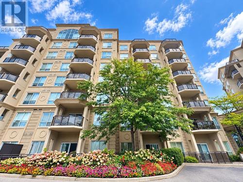 512 - 8 MAISON PARC COURT  Vaughan, ON L4J 9K5