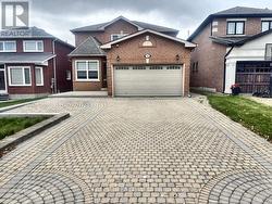31 CANYON CREEK AVENUE Richmond Hill, ON L4C 0E9
