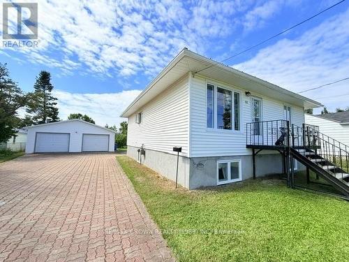 63 DE L'ETANG BOULEVARD  Kapuskasing, ON P5N 2M8