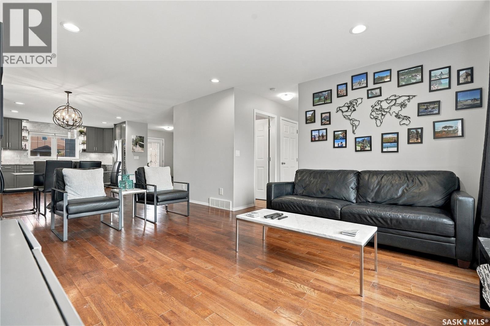 342 Lynd Lane, Saskatoon, SK