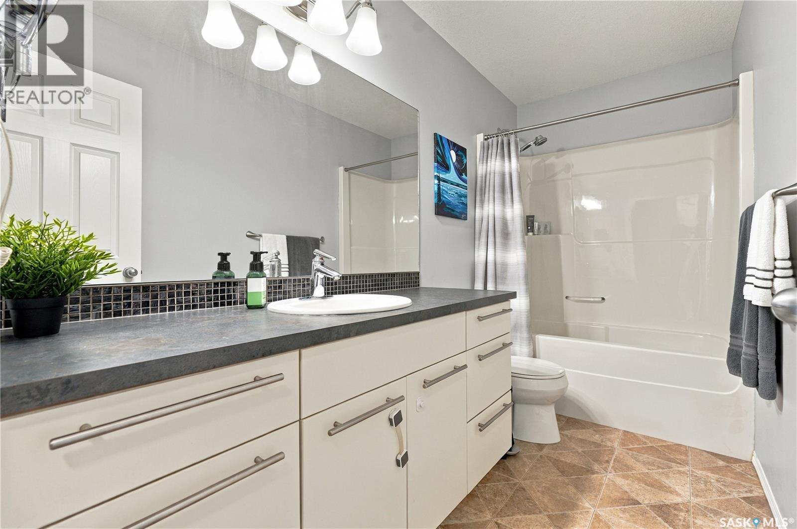 342 Lynd Lane, Saskatoon, SK