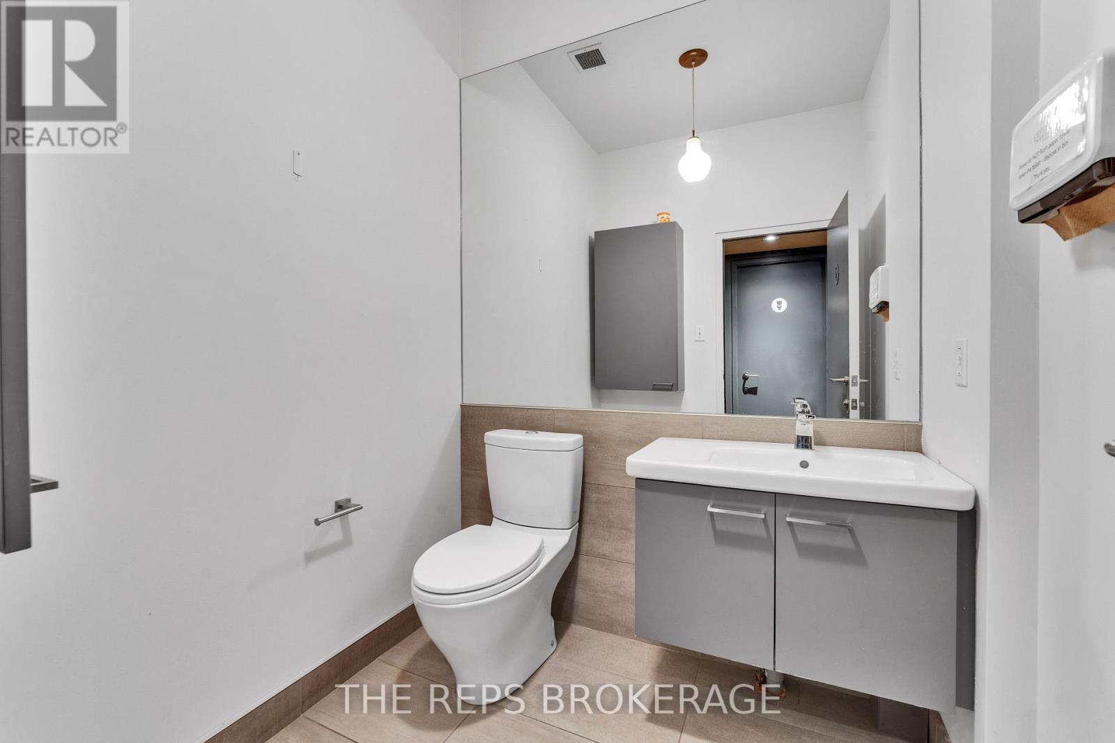 45 Eccles Street, Ottawa, ON