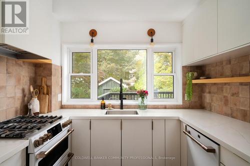 82 Province Street S, Hamilton, ON 