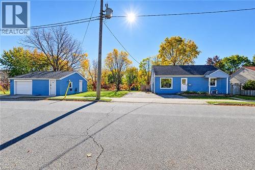 1243 WHITLEY Street  Cambridge, ON N3H 1G3