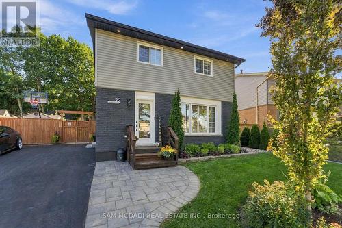 22 BYWOOD CRESCENT  Hamilton, ON L8J 1G8
