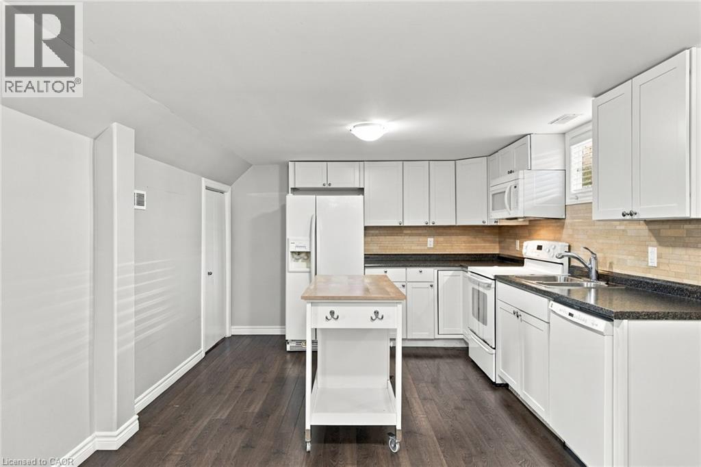 52 Dudhope Avenue, Cambridge, ON