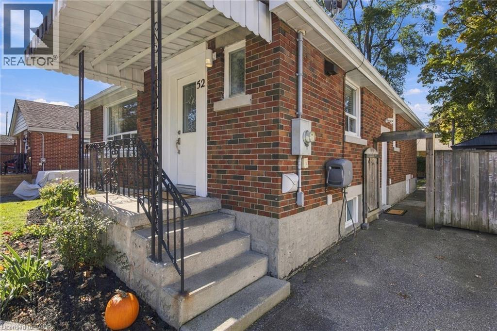 52 Dudhope Avenue, Cambridge, ON