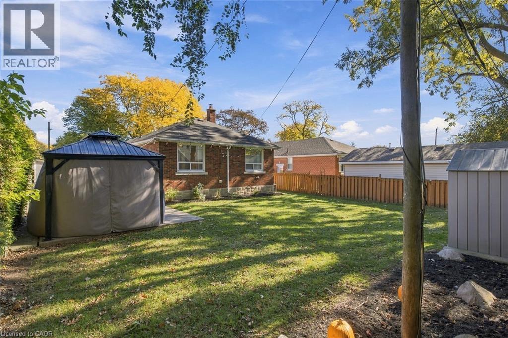 52 Dudhope Avenue, Cambridge, ON
