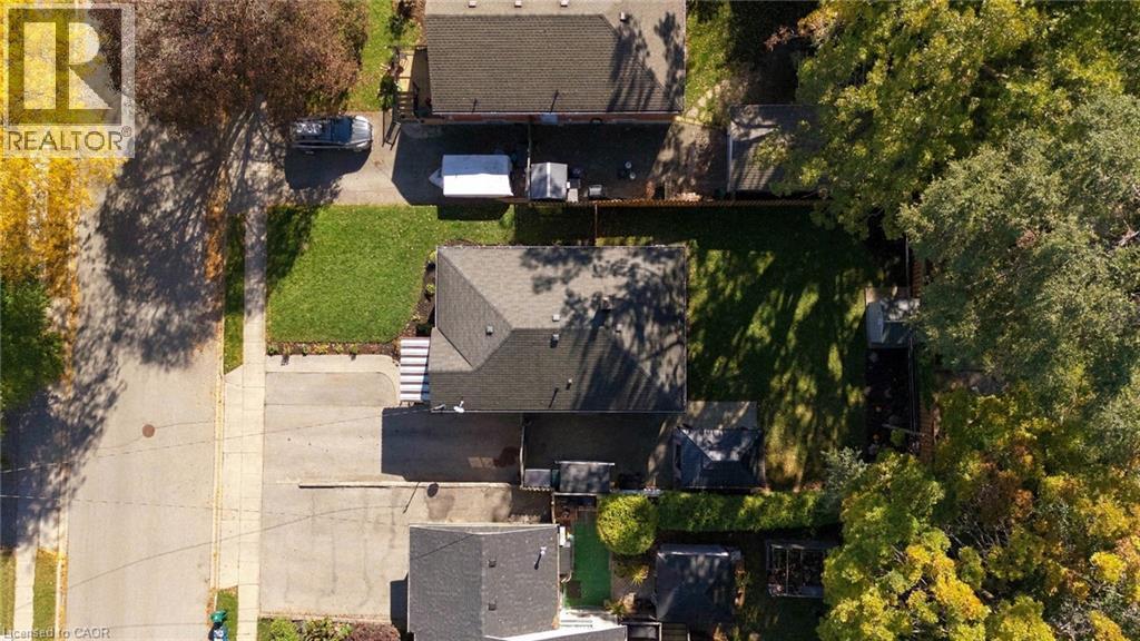52 Dudhope Avenue, Cambridge, ON