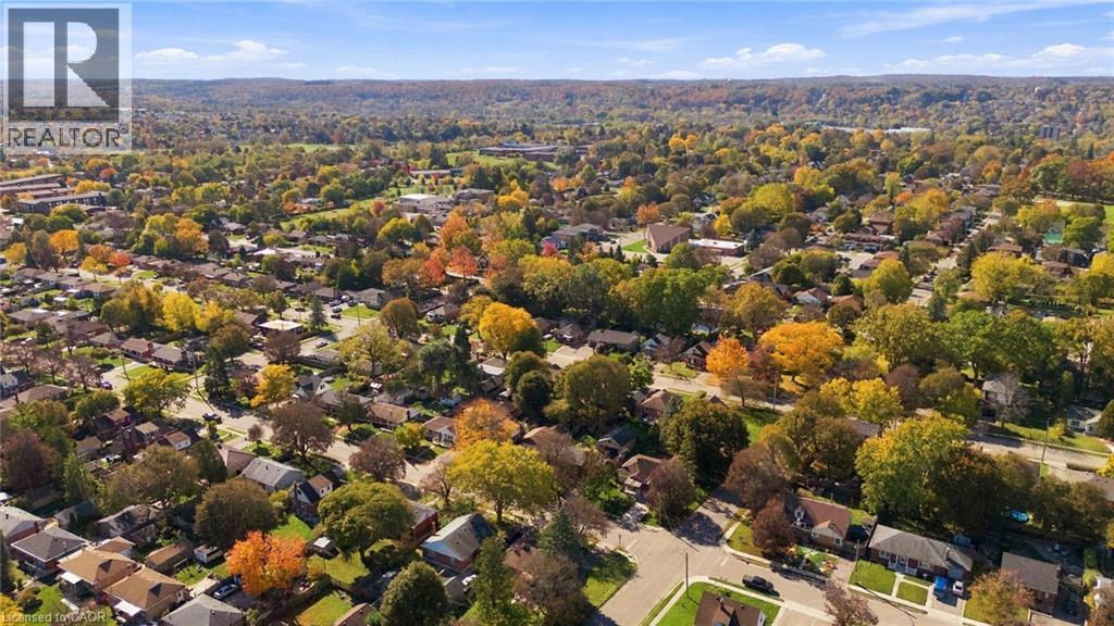 52 Dudhope Avenue, Cambridge, ON