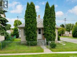 805 4th STREET E Prince Albert, SK S6V 0K6