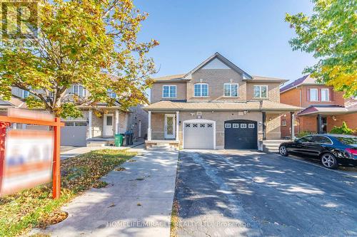 33 RIDGEFIELD COURT  Brampton, ON L6P 1B4