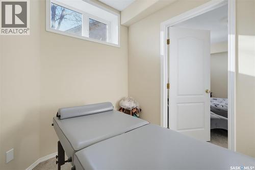 126 Woods Court, Saskatoon, SK 