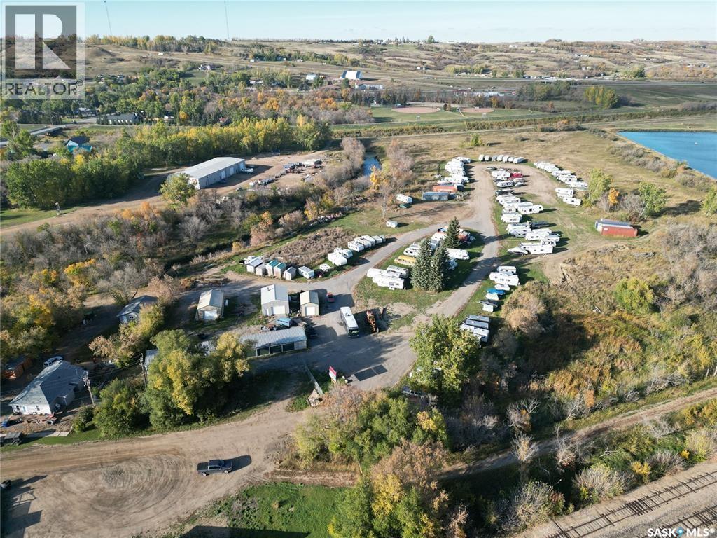 100 2Nd Avenue E, Lumsden, SK