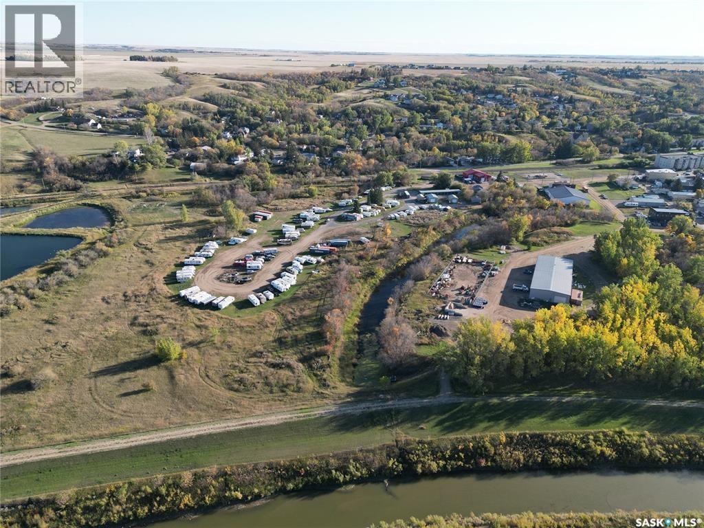 100 2Nd Avenue E, Lumsden, SK