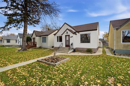 808 Beresford Avenue, Winnipeg, MB 