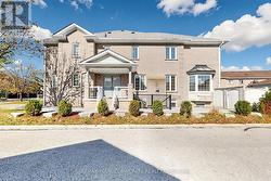 15 BENJAMIN HOOD CRESCENT Vaughan, ON L4K 5M3