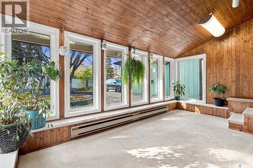 122 Michener Drive, Regina, SK 