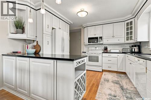 122 Michener Drive, Regina, SK 