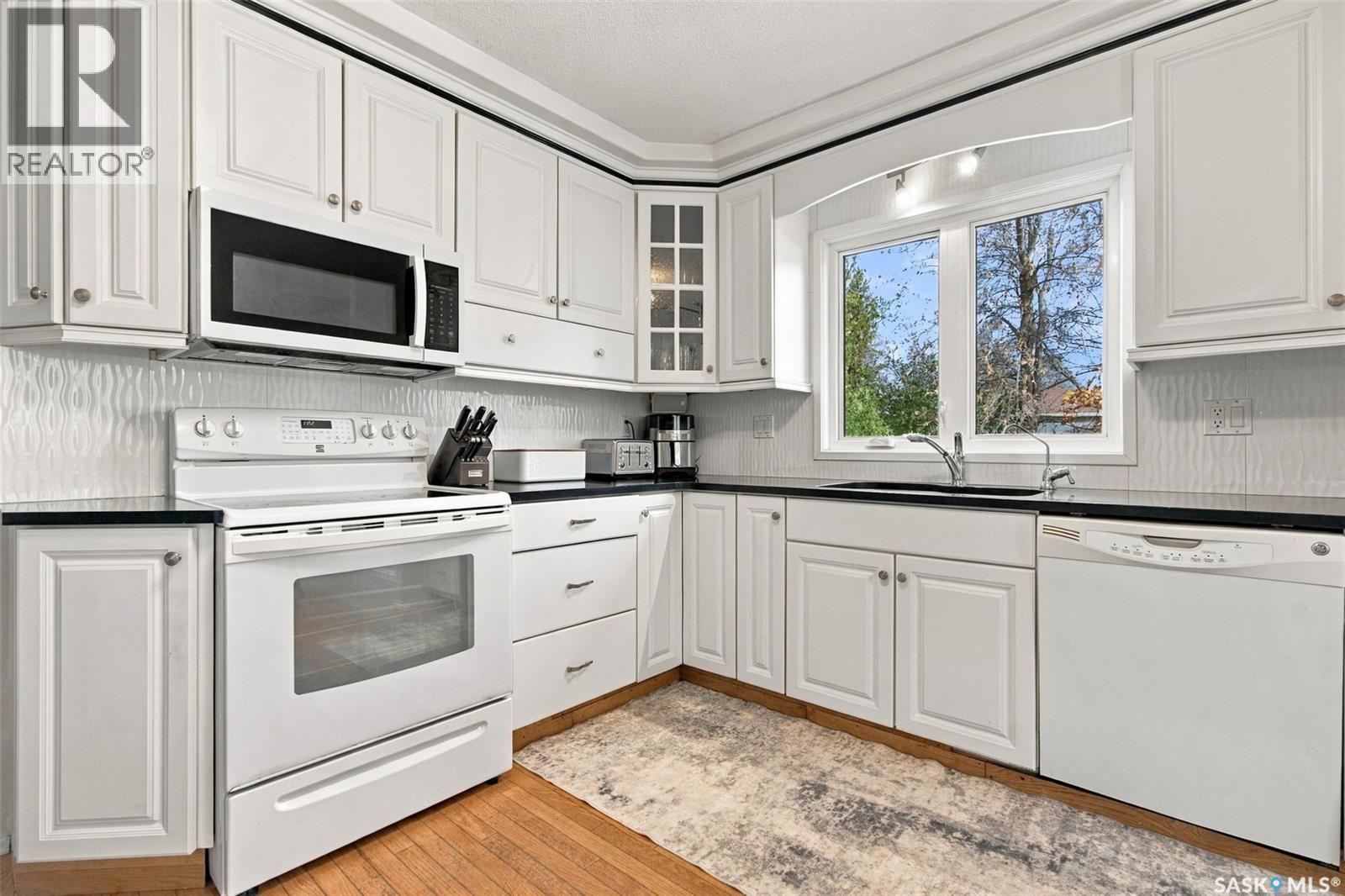 122 Michener Drive, Regina, SK