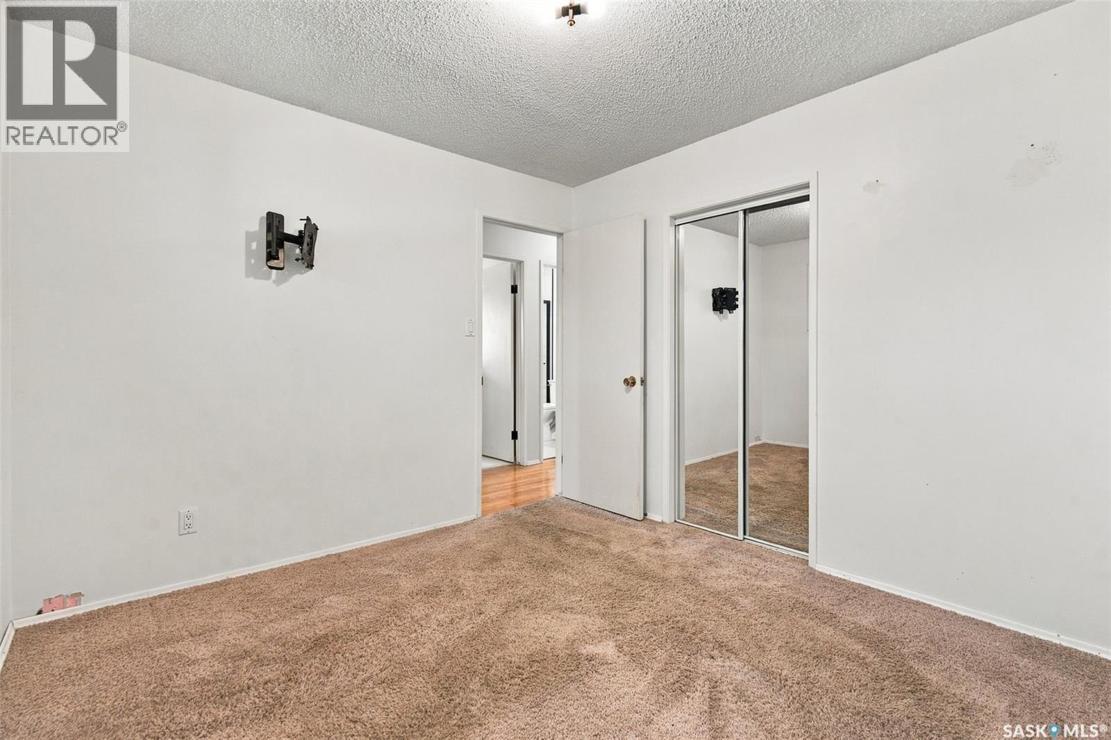 122 Michener Drive, Regina, SK