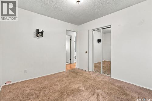 122 Michener Drive, Regina, SK 