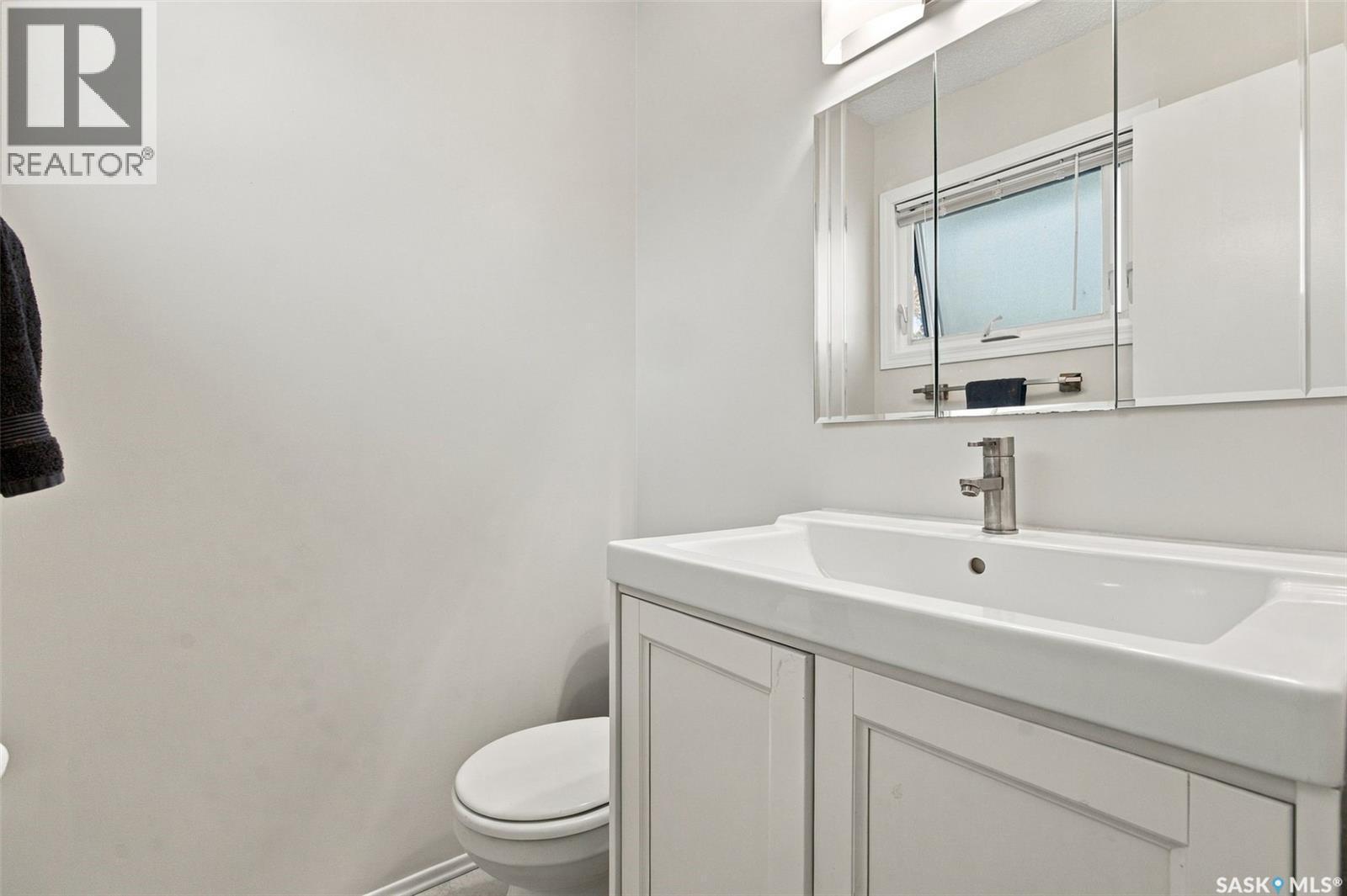 122 Michener Drive, Regina, SK