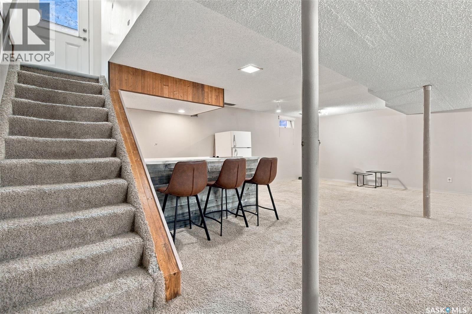 122 Michener Drive, Regina, SK