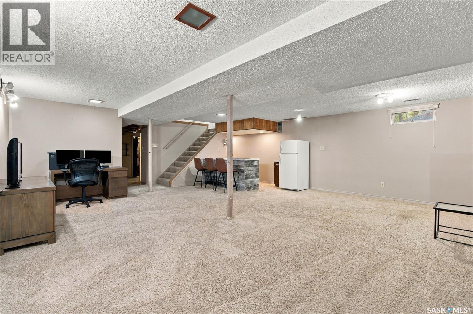 122 Michener Drive, Regina, SK